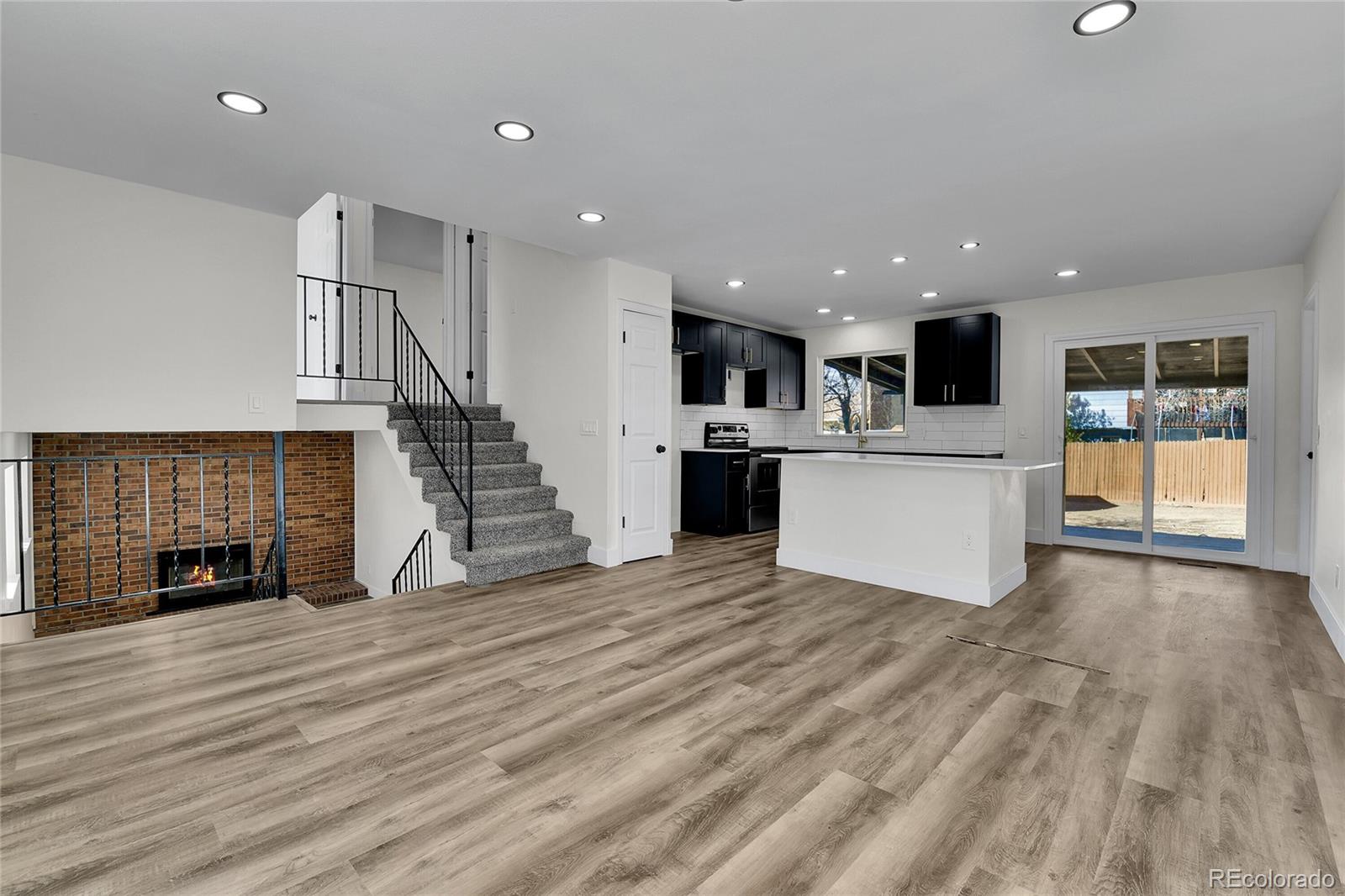 MLS Image #2 for 16555 e arkansas avenue,aurora, Colorado