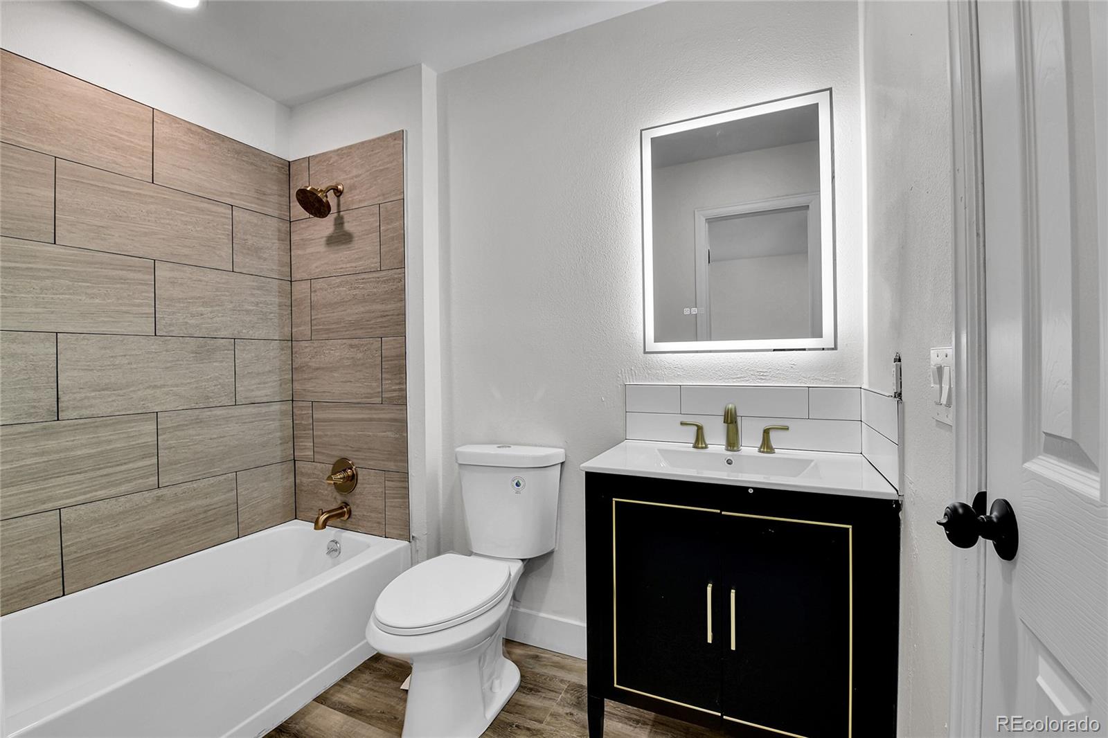 MLS Image #21 for 16555 e arkansas avenue,aurora, Colorado
