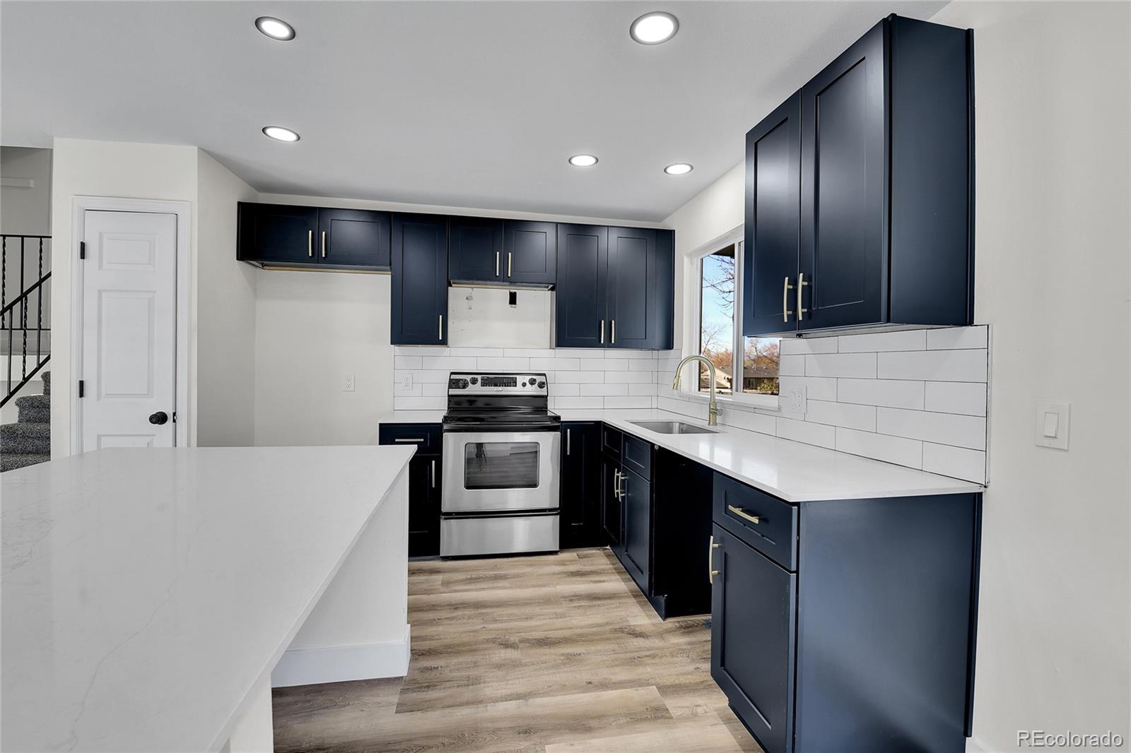 MLS Image #9 for 16555 e arkansas avenue,aurora, Colorado