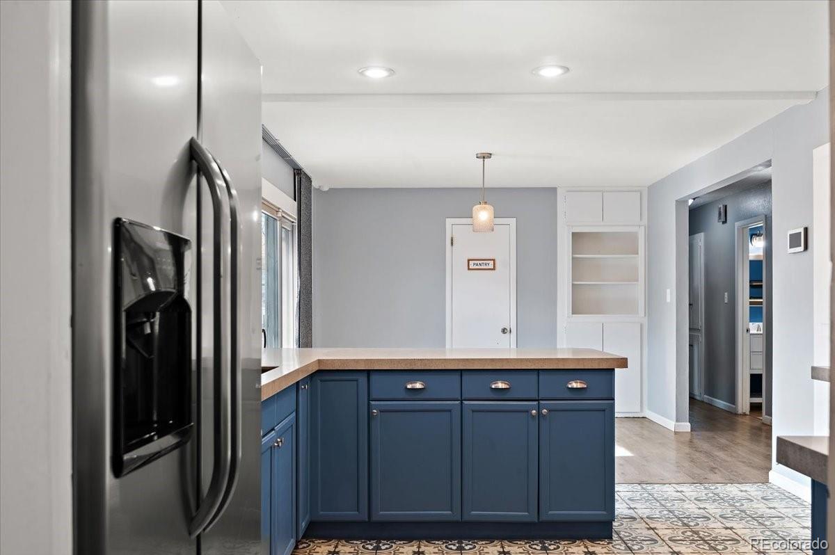 MLS Image #11 for 817  grand boulevard,colorado springs, Colorado