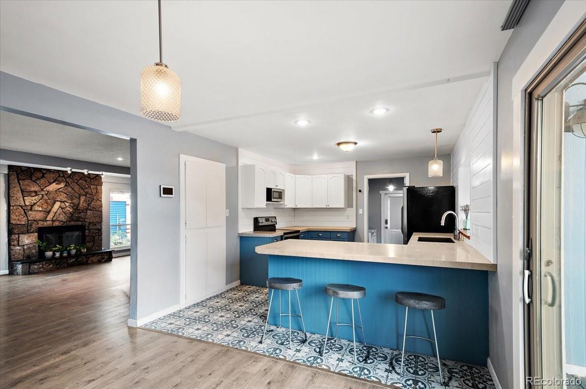 MLS Image #7 for 817  grand boulevard,colorado springs, Colorado