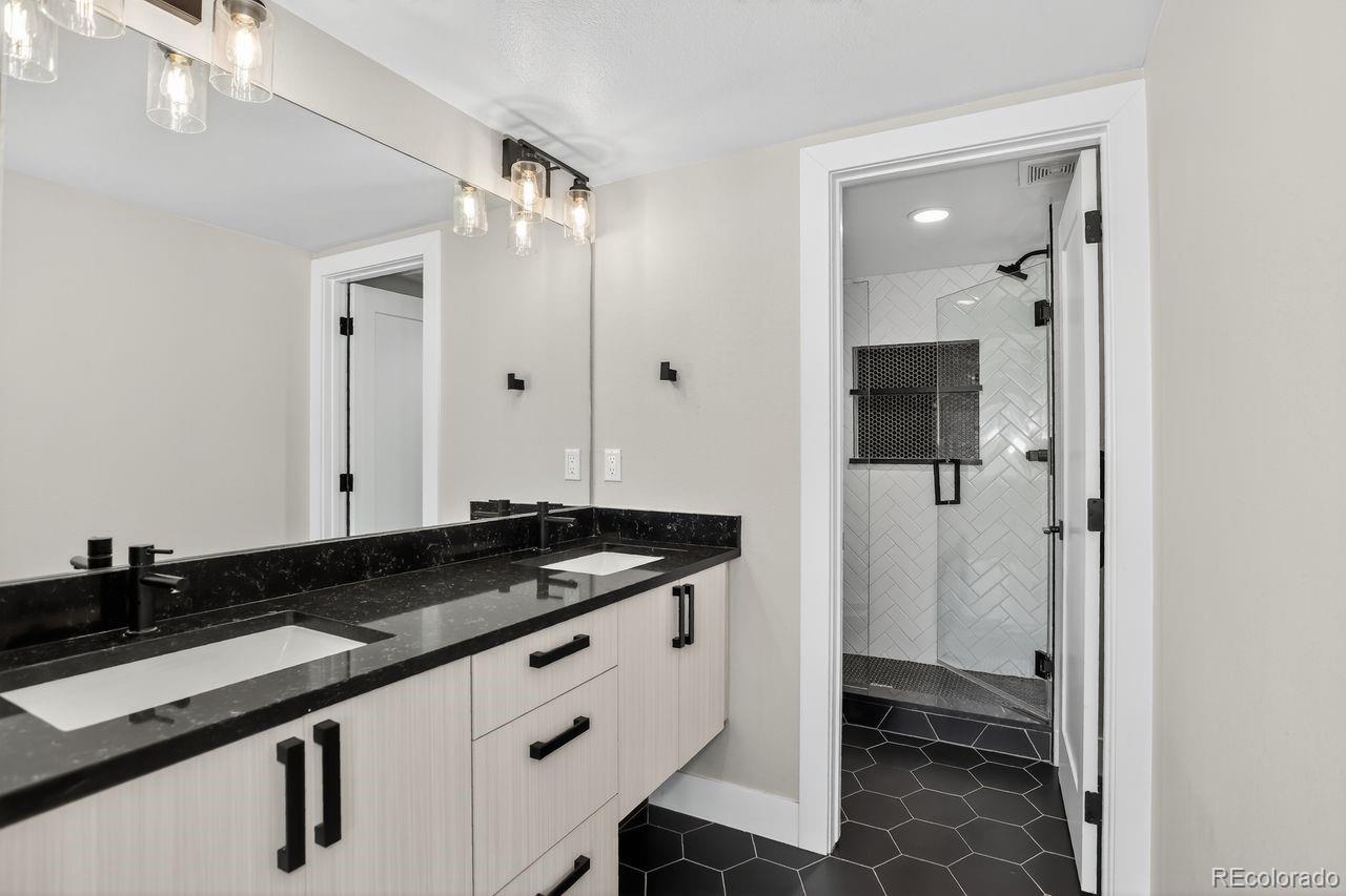 MLS Image #21 for 2179 s bannock street,denver, Colorado