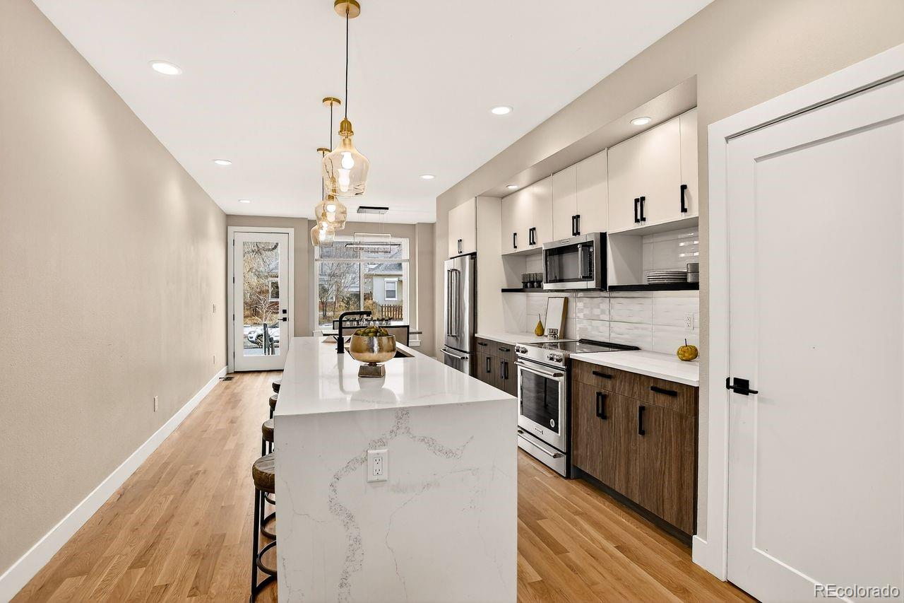 MLS Image #8 for 2179 s bannock street,denver, Colorado