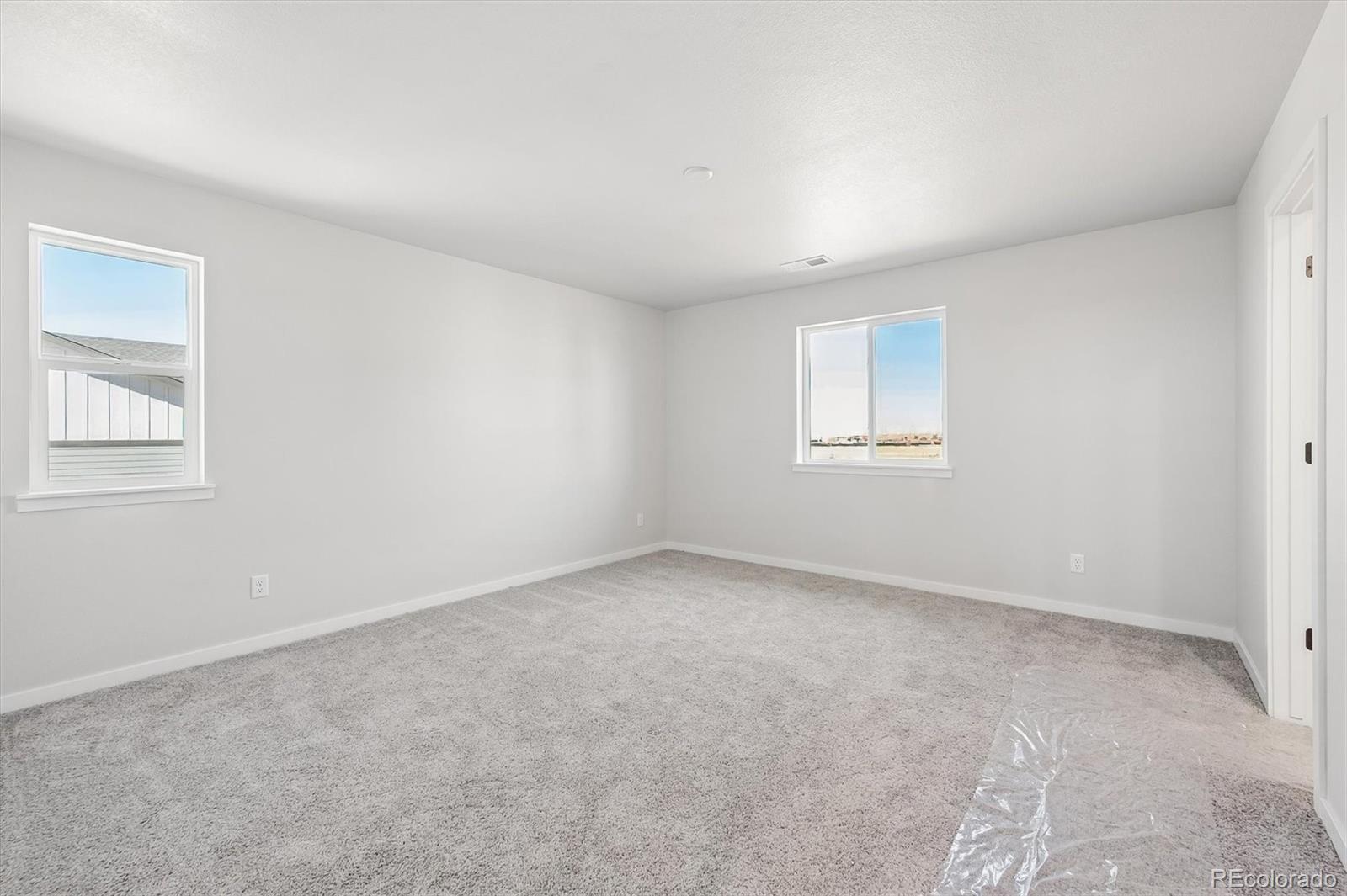 MLS Image #12 for 22795 e 47th avenue,aurora, Colorado