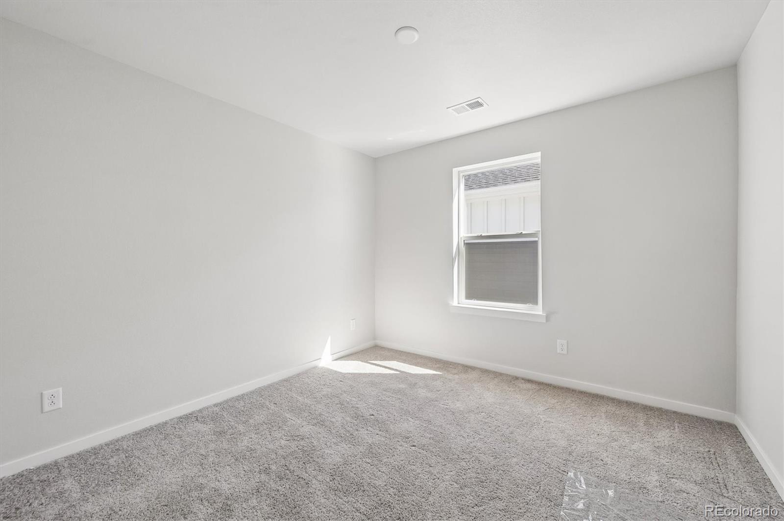 MLS Image #17 for 22795 e 47th avenue,aurora, Colorado
