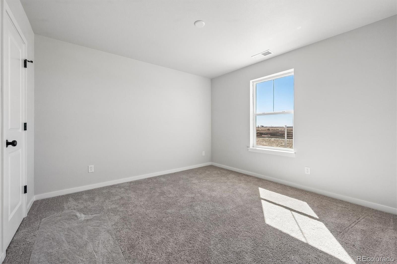 MLS Image #19 for 22795 e 47th avenue,aurora, Colorado