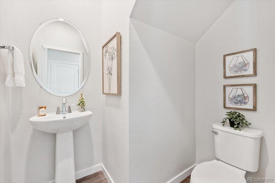 MLS Image #10 for 22639 e 47th drive,aurora, Colorado