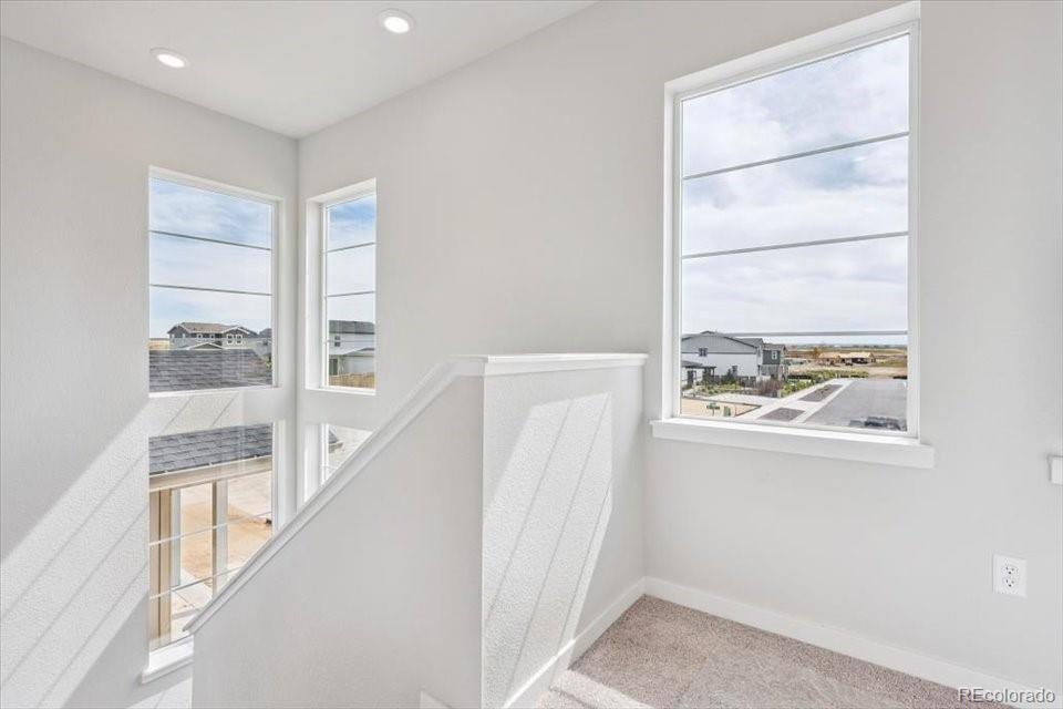 MLS Image #11 for 22639 e 47th drive,aurora, Colorado