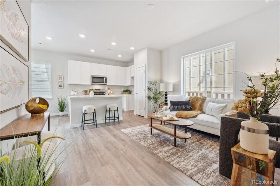 MLS Image #6 for 22639 e 47th drive,aurora, Colorado