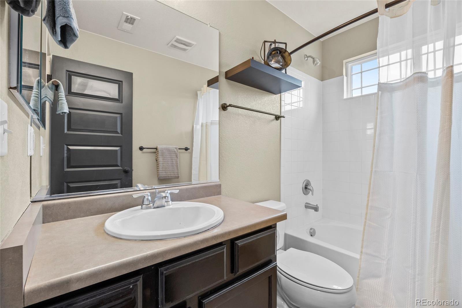 MLS Image #27 for 25223 e 2nd avenue,aurora, Colorado