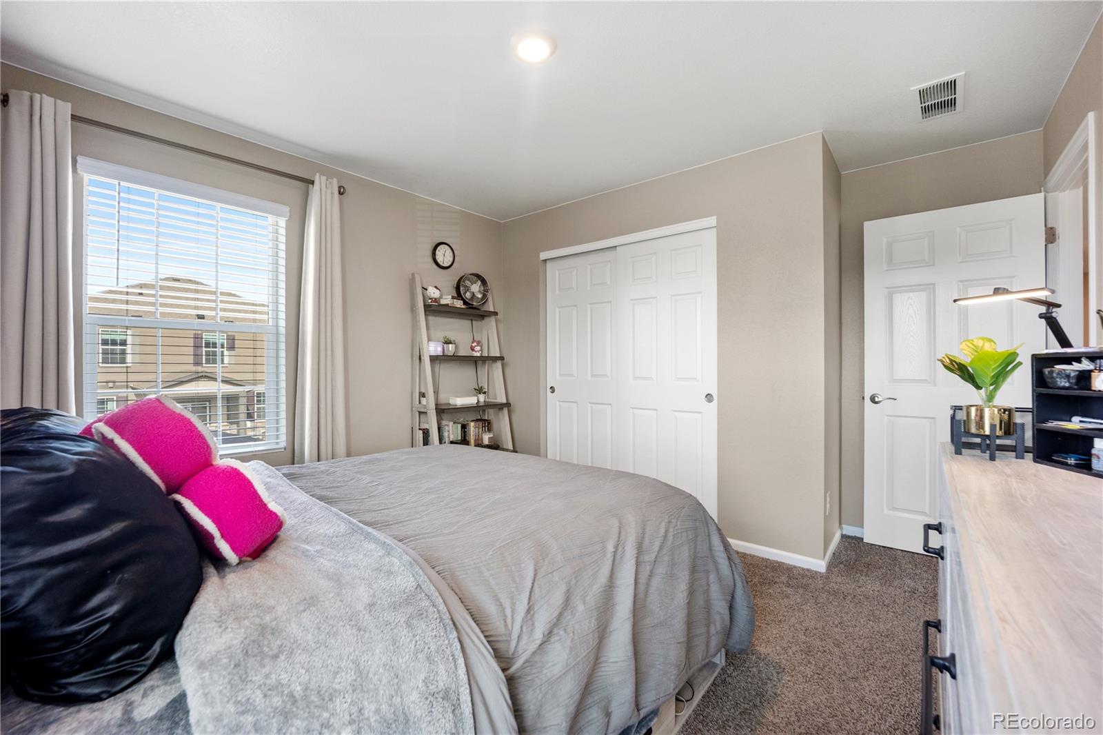 MLS Image #24 for 19911 e 61st place,aurora, Colorado