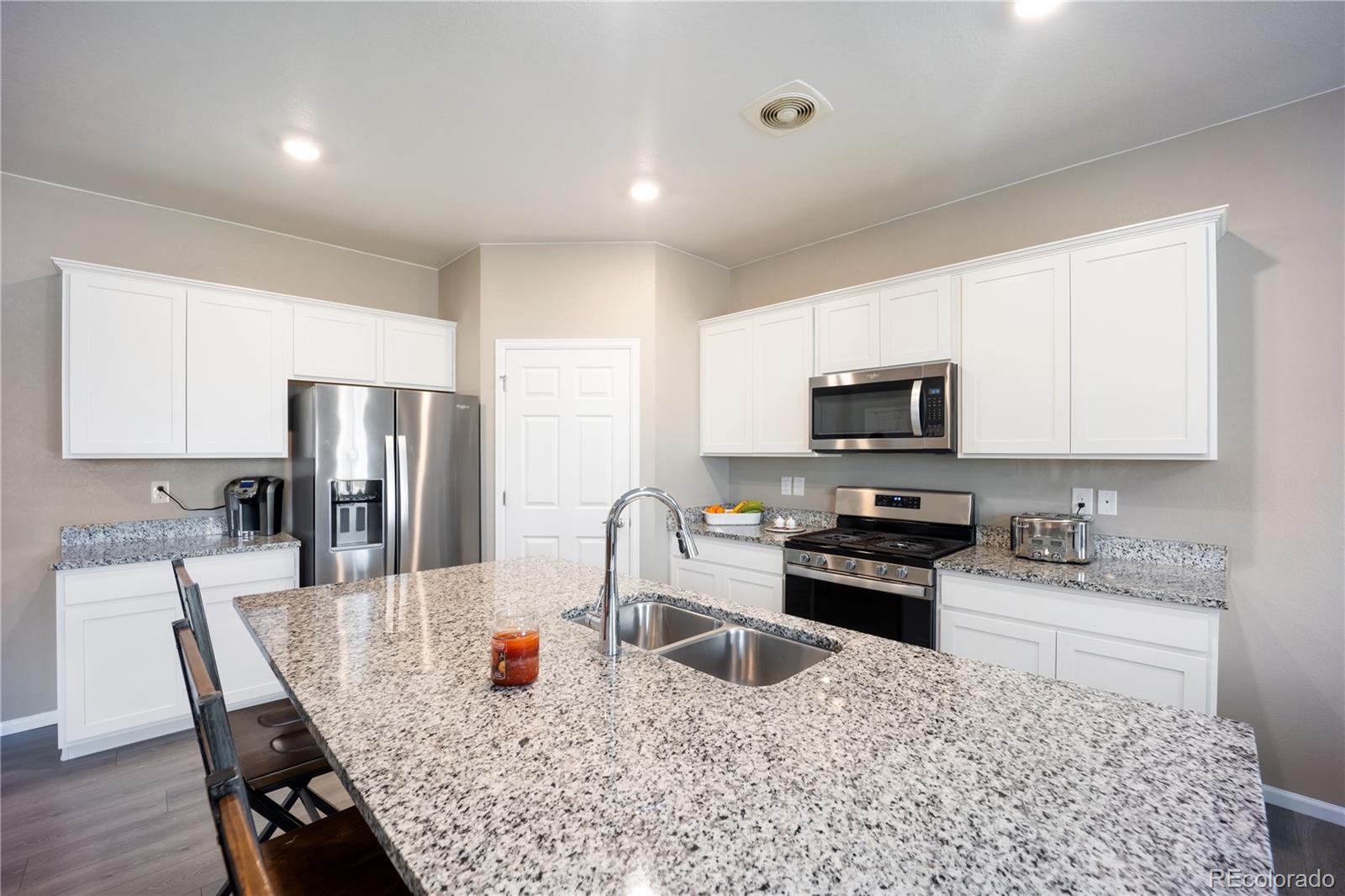 MLS Image #4 for 19911 e 61st place,aurora, Colorado