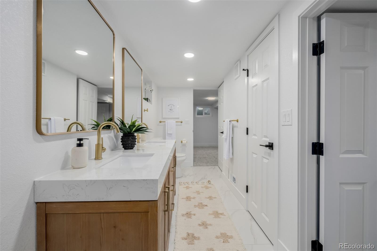 MLS Image #26 for 2213 s meade street,denver, Colorado