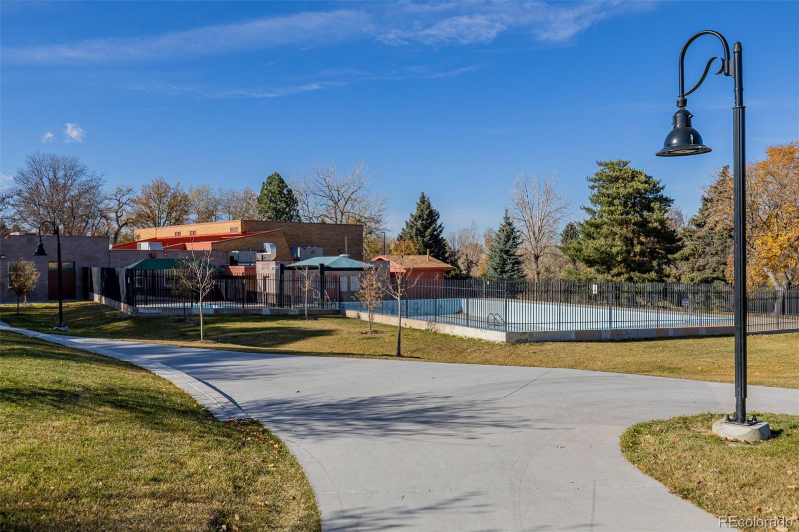 MLS Image #37 for 2213 s meade street,denver, Colorado