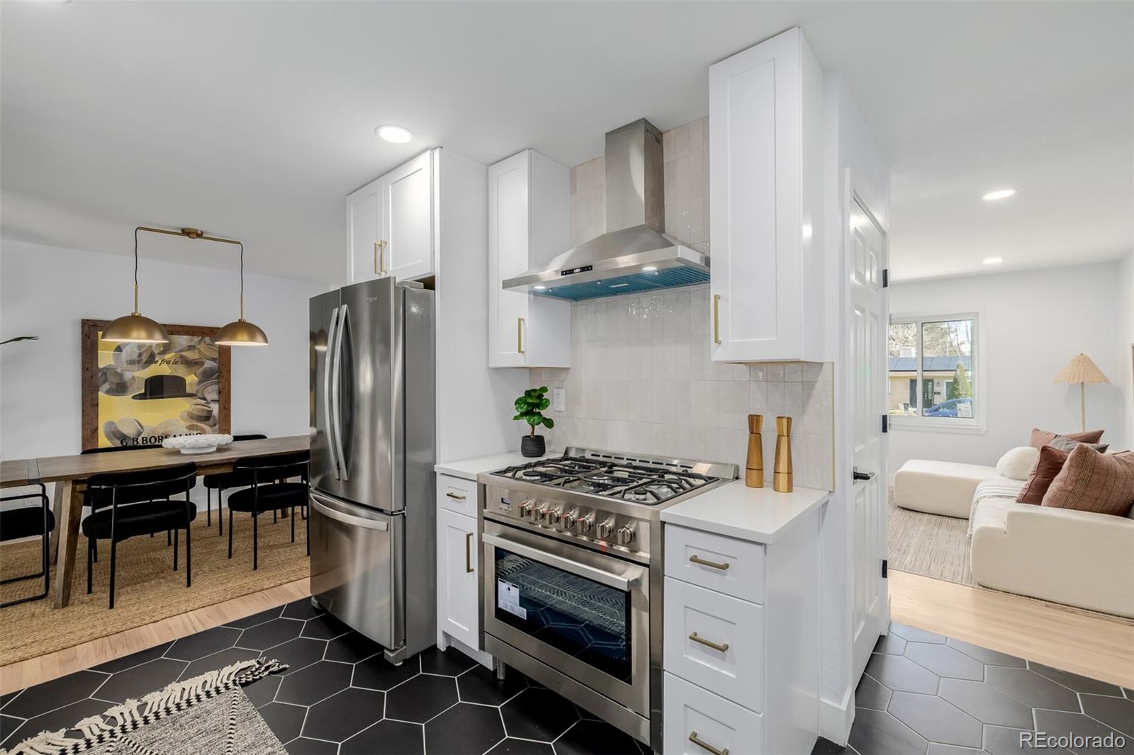 MLS Image #9 for 2213 s meade street,denver, Colorado