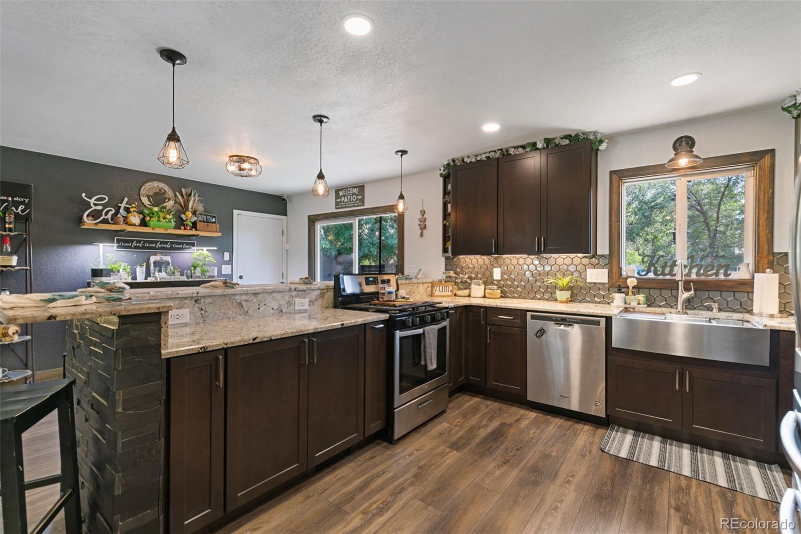 MLS Image #6 for 1921  van diest road,colorado springs, Colorado