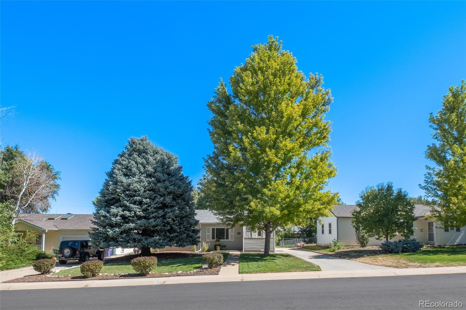 MLS Image #2 for 3420 s eudora street,denver, Colorado