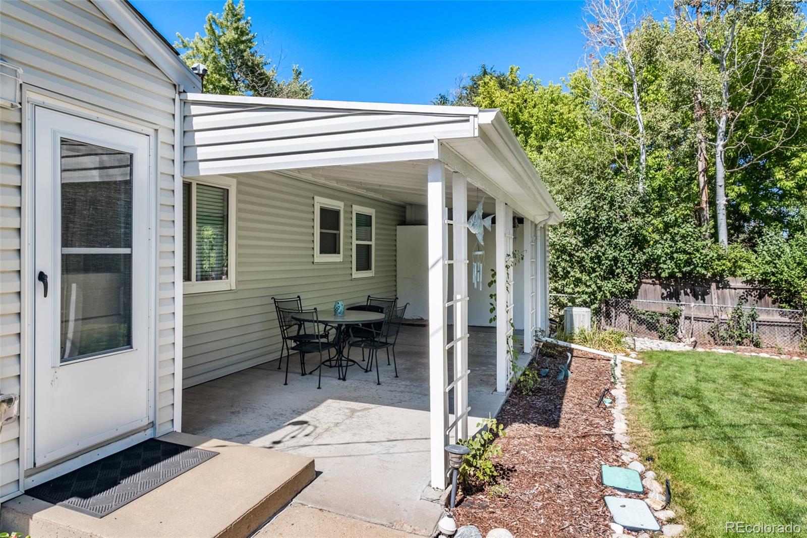 MLS Image #27 for 3420 s eudora street,denver, Colorado