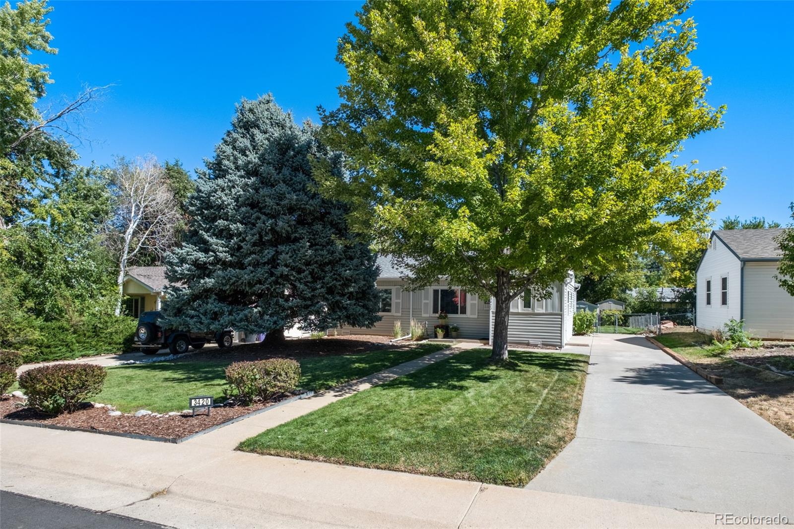 MLS Image #4 for 3420 s eudora street,denver, Colorado