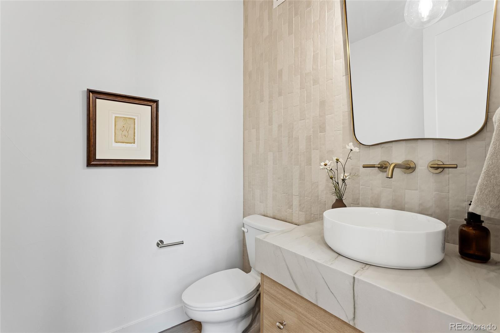 MLS Image #18 for 592 s high street,denver, Colorado