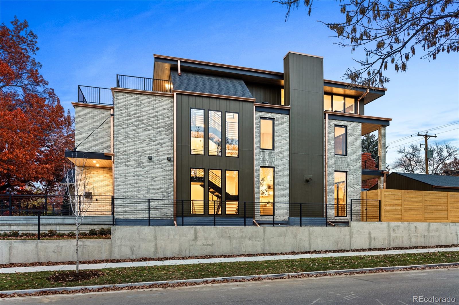 MLS Image #2 for 592 s high street,denver, Colorado