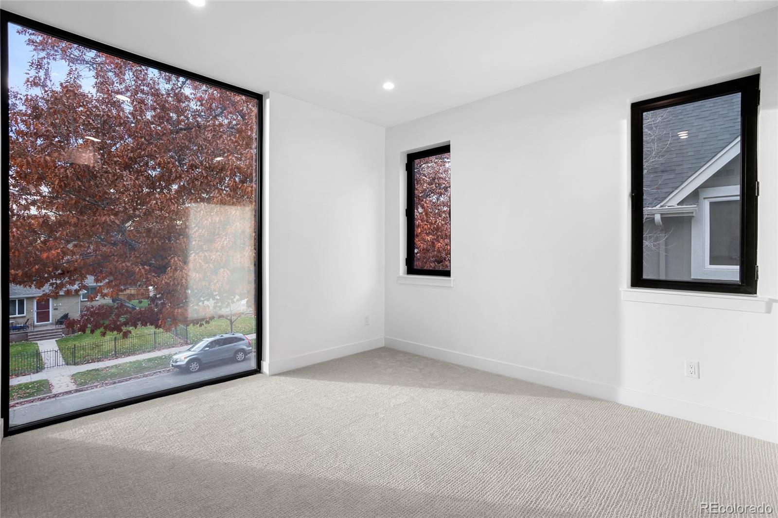 MLS Image #29 for 592 s high street,denver, Colorado