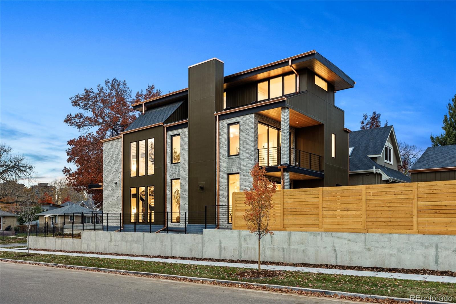 MLS Image #3 for 592 s high street,denver, Colorado