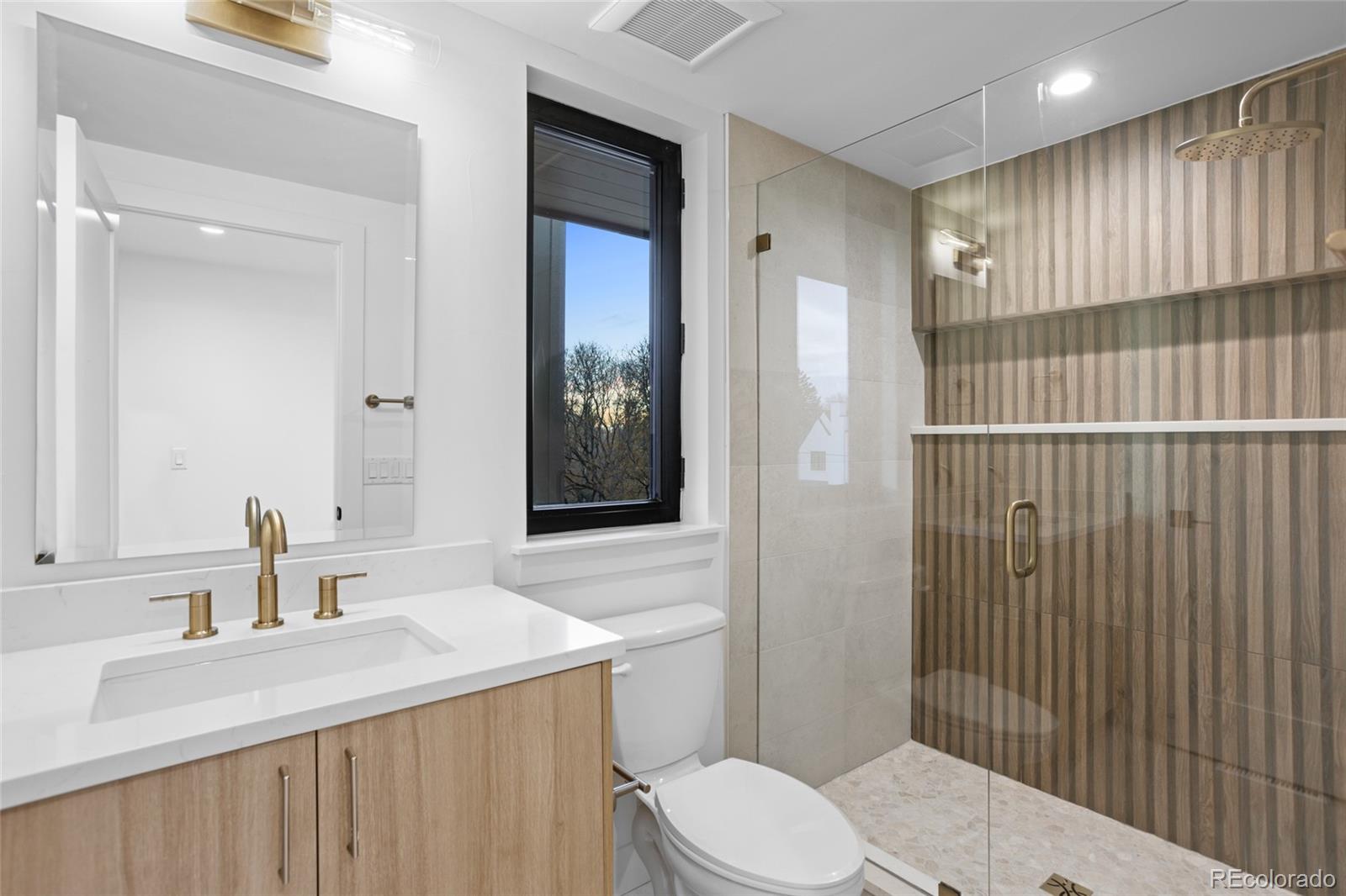 MLS Image #34 for 592 s high street,denver, Colorado