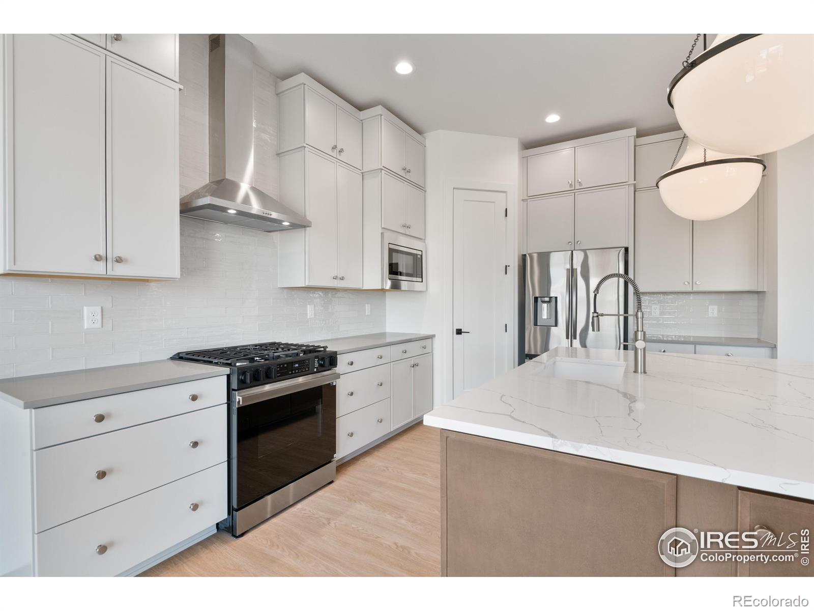 MLS Image #5 for 164  boxwood drive,windsor, Colorado