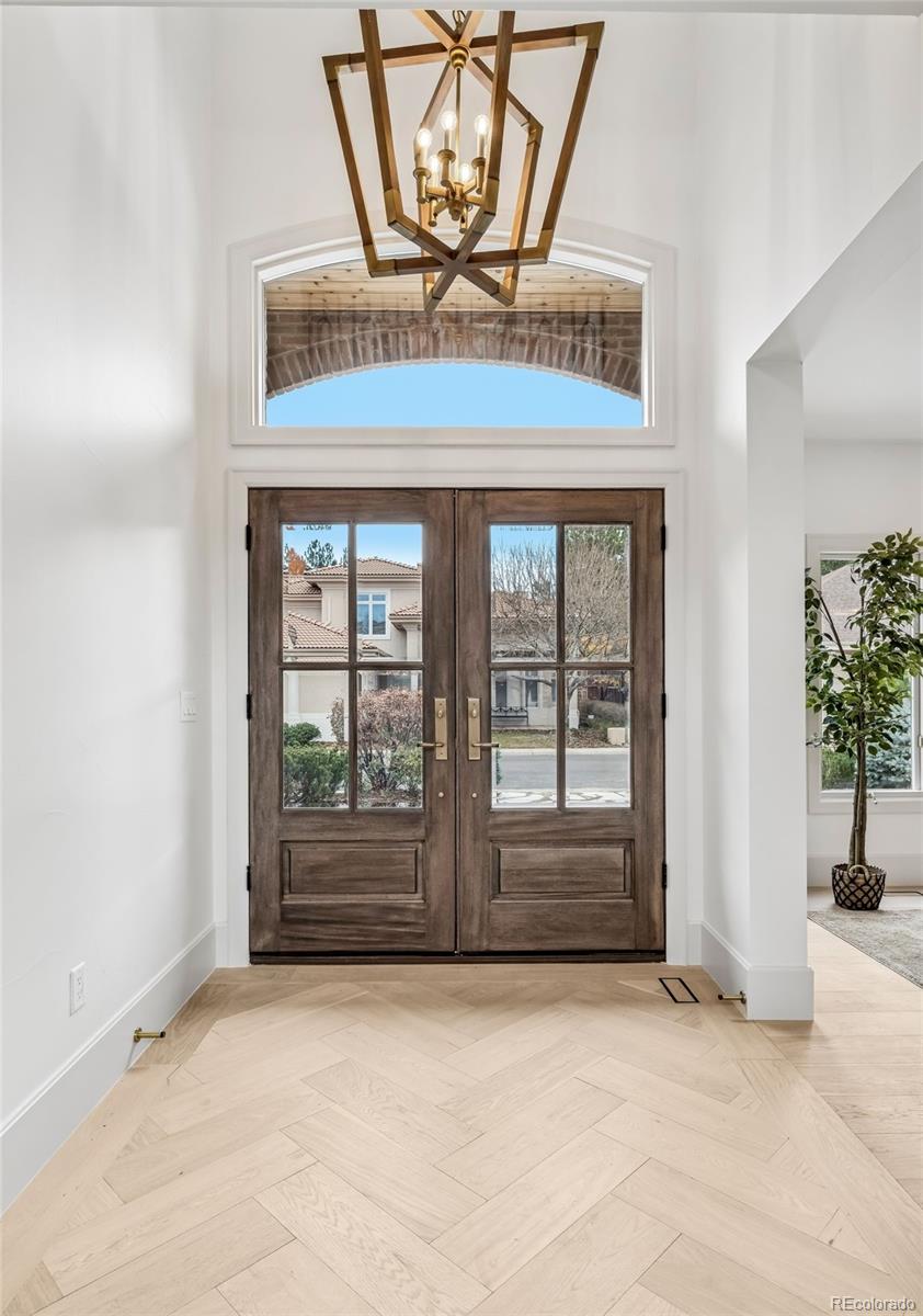 MLS Image #3 for 400 s steele street,denver, Colorado