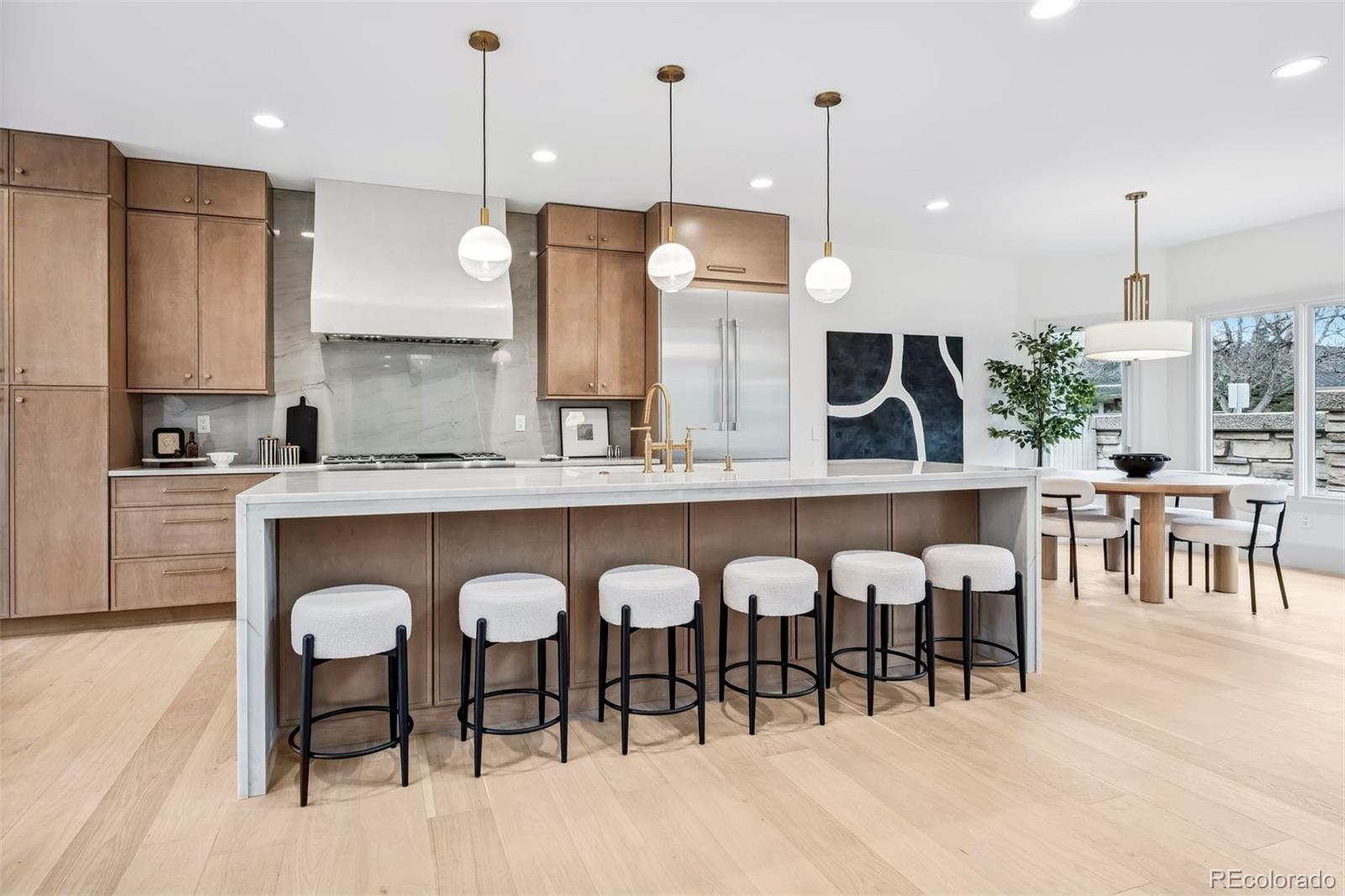 MLS Image #5 for 400 s steele street,denver, Colorado