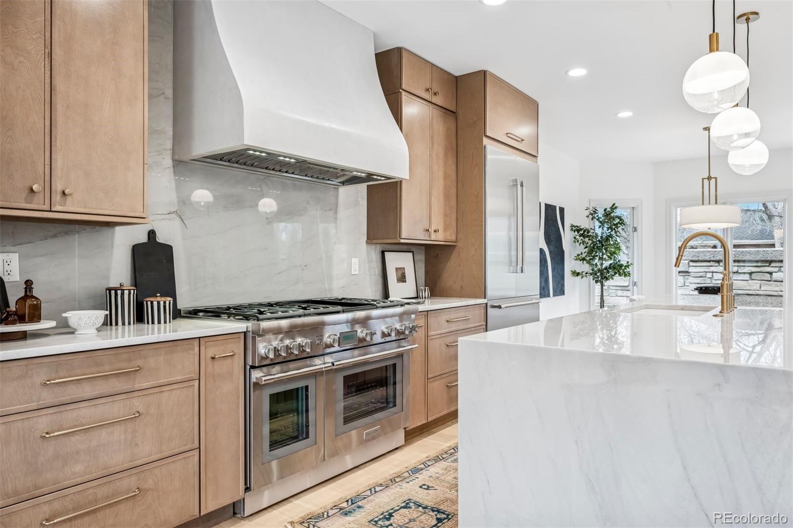 MLS Image #6 for 400 s steele street,denver, Colorado