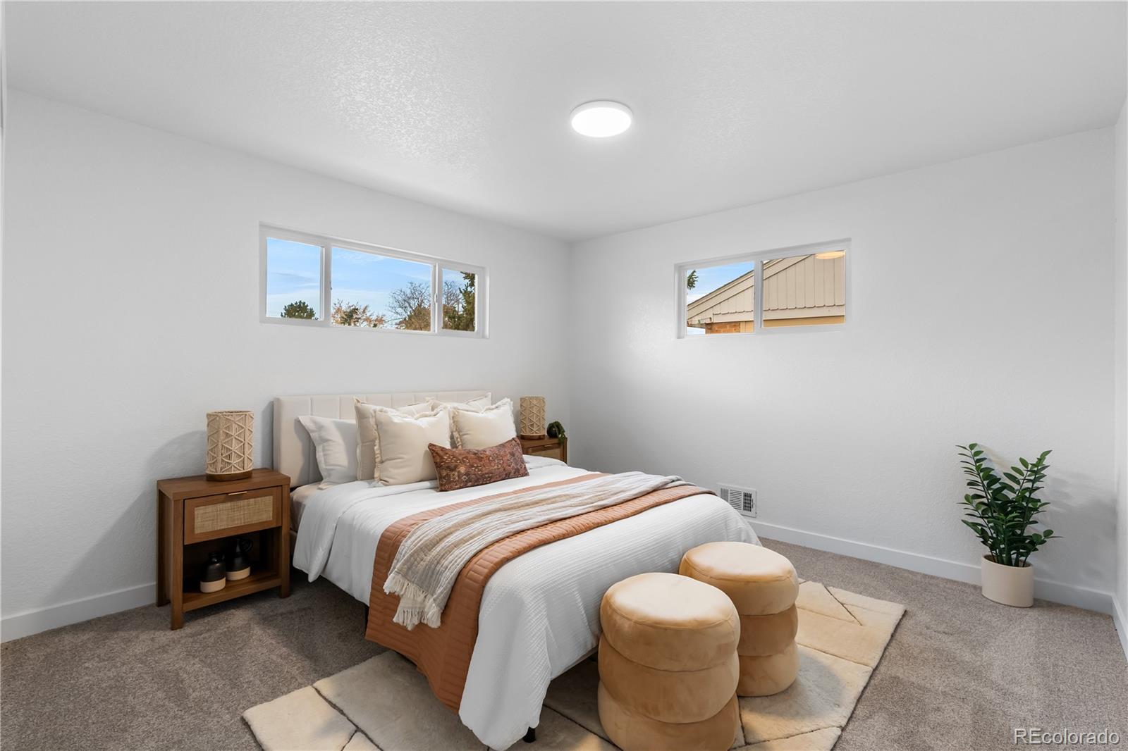 MLS Image #10 for 7210  alan drive,denver, Colorado