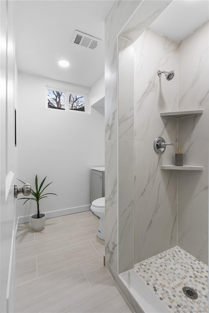 MLS Image #16 for 7210  alan drive,denver, Colorado