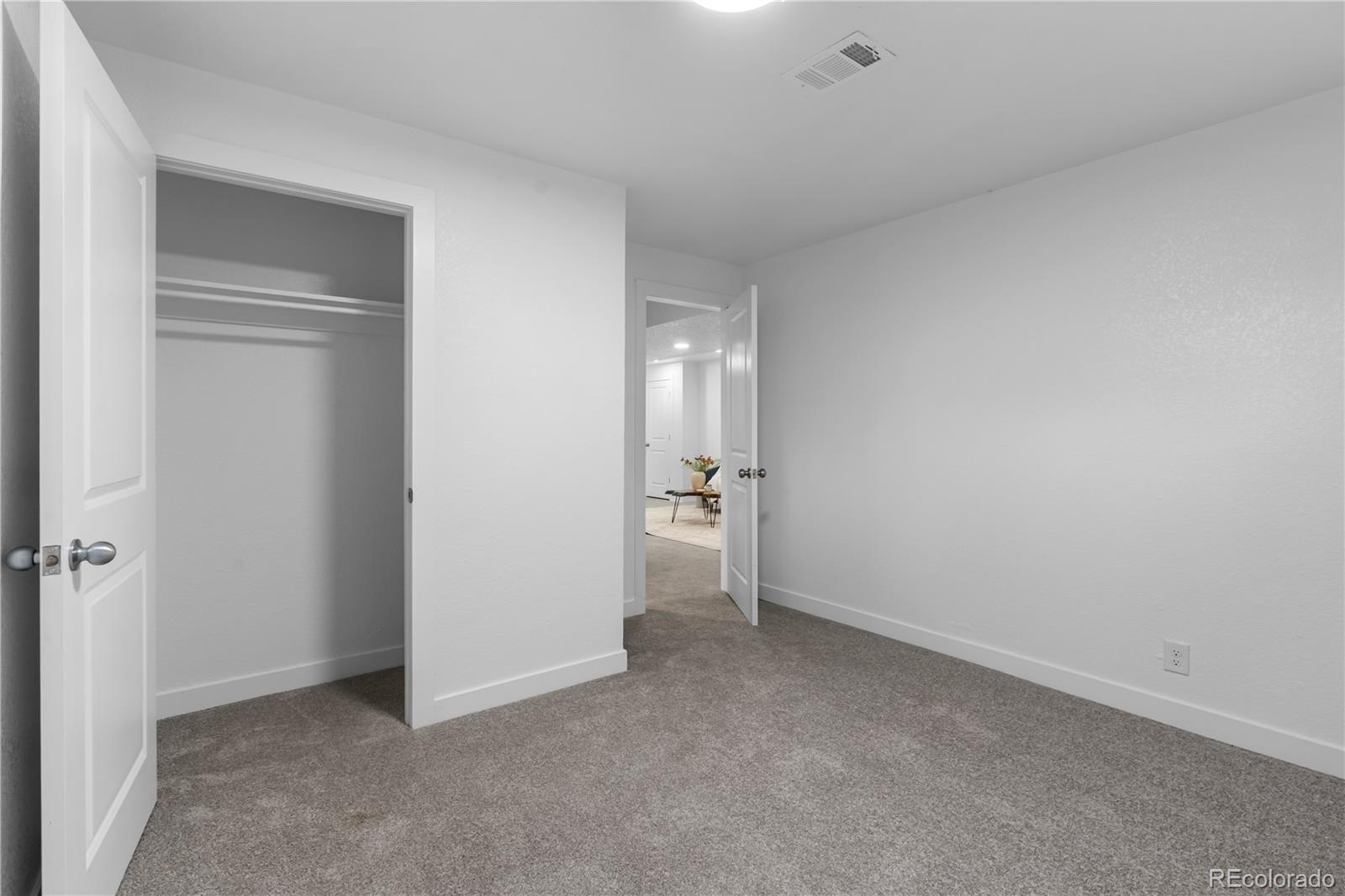 MLS Image #19 for 7210  alan drive,denver, Colorado