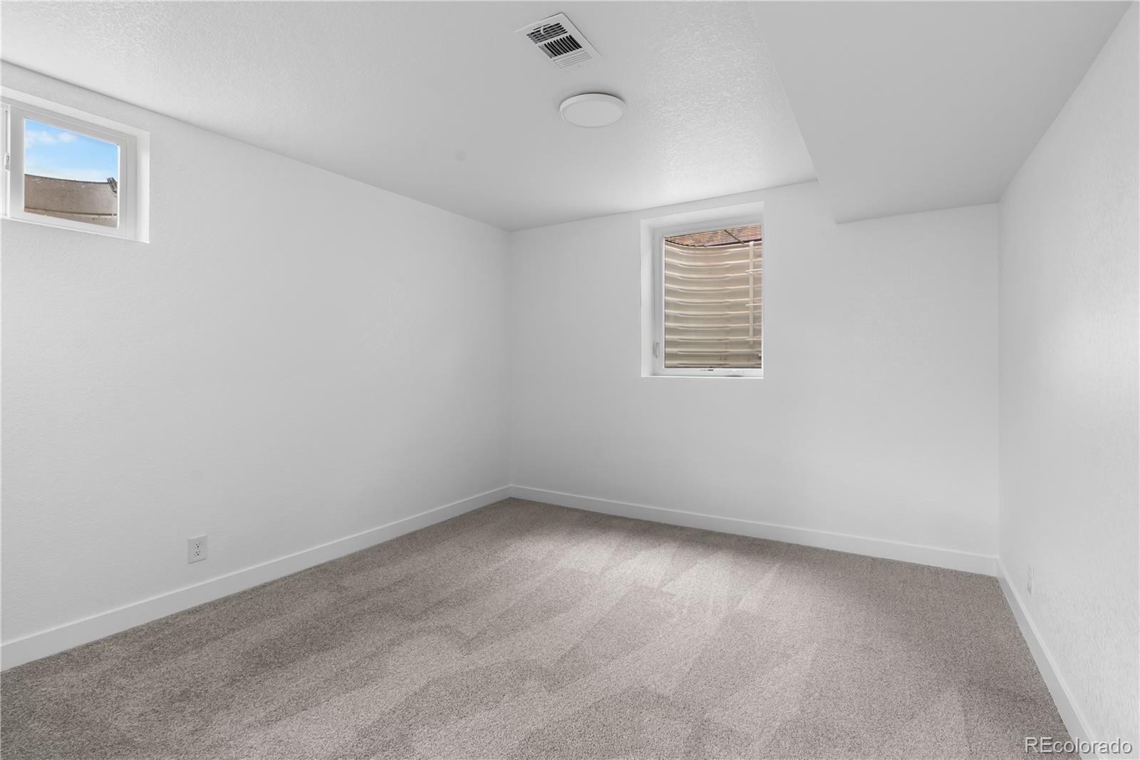MLS Image #20 for 7210  alan drive,denver, Colorado