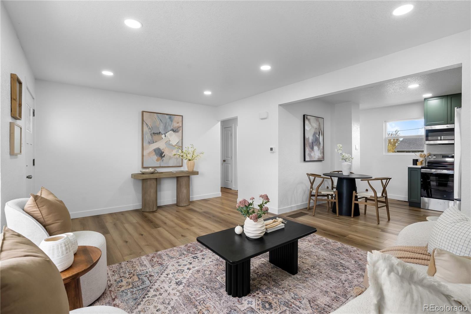 MLS Image #4 for 7210  alan drive,denver, Colorado