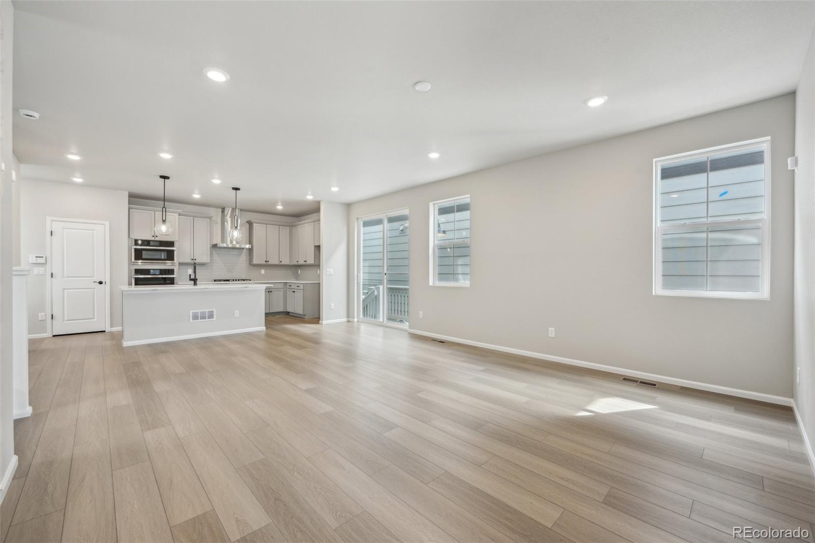 MLS Image #7 for 8779  whiteclover street,littleton, Colorado