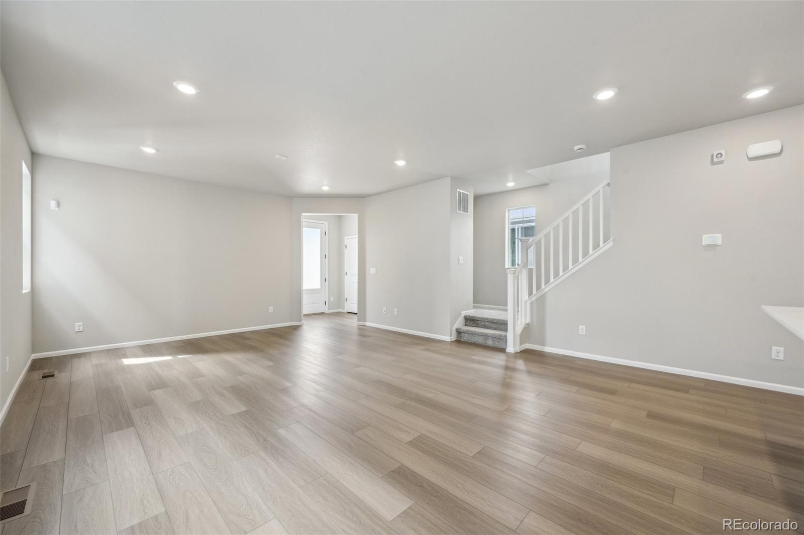 MLS Image #9 for 8779  whiteclover street,littleton, Colorado