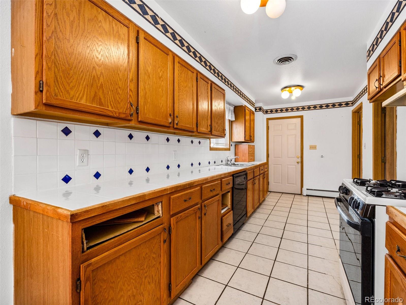 MLS Image #6 for 624 w washington avenue,trinidad, Colorado