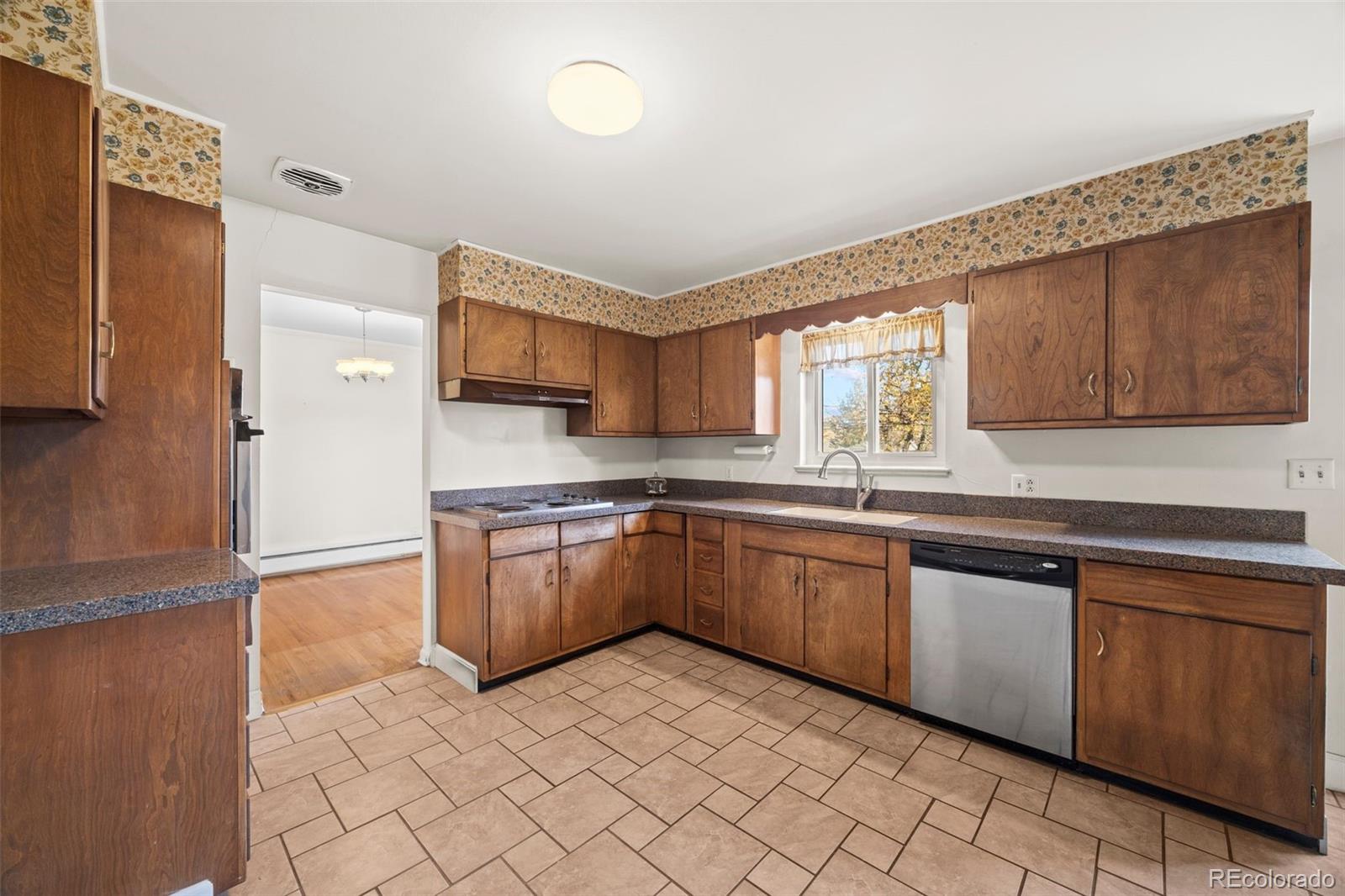 MLS Image #14 for 11820 w 30th place,lakewood, Colorado
