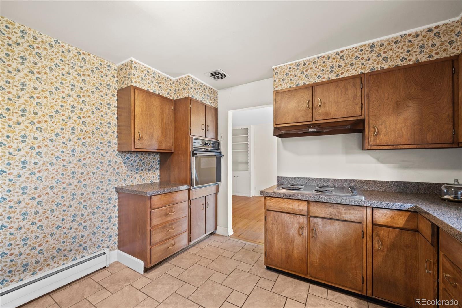 MLS Image #17 for 11820 w 30th place,lakewood, Colorado