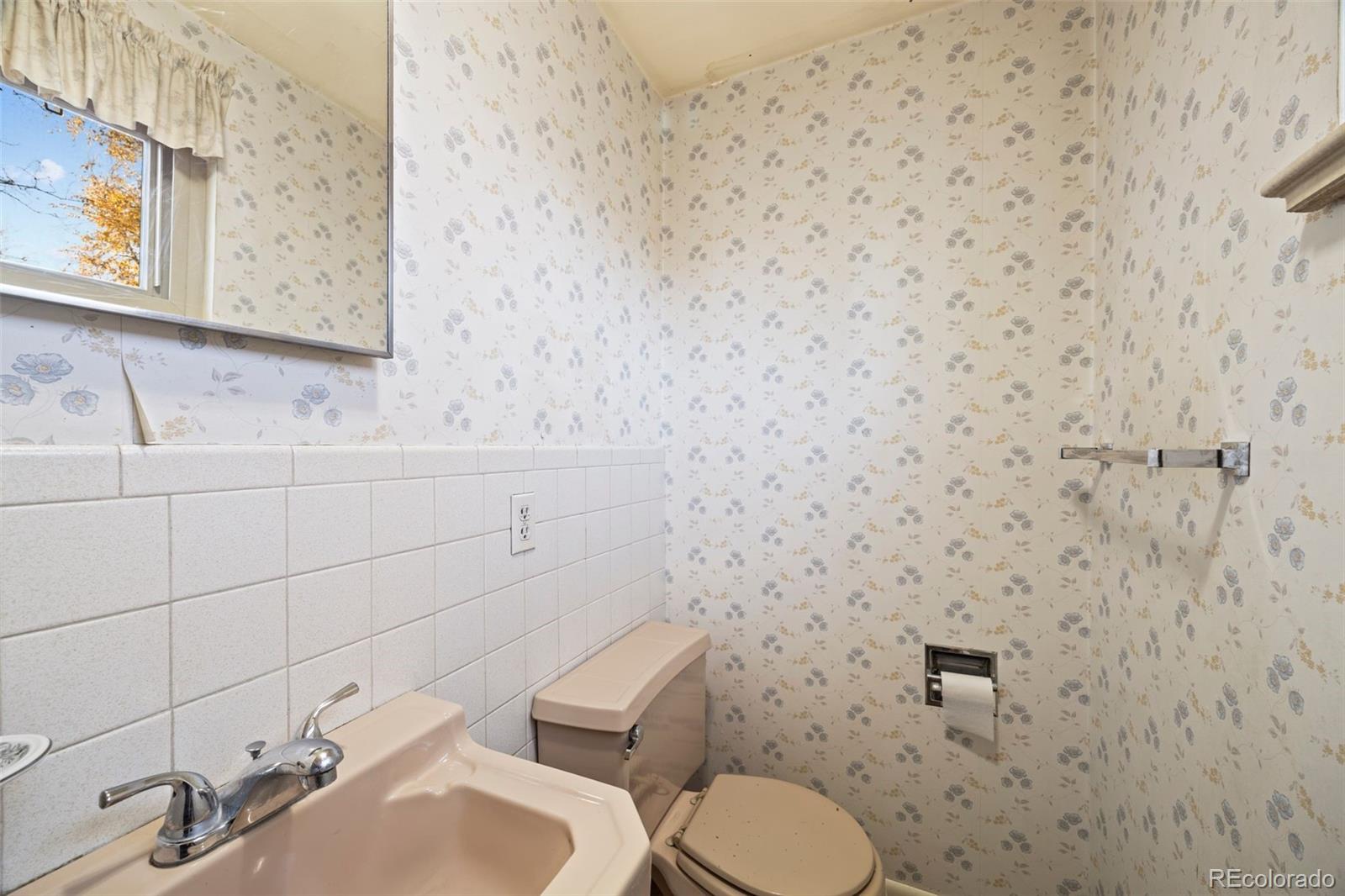 MLS Image #7 for 11820 w 30th place,lakewood, Colorado