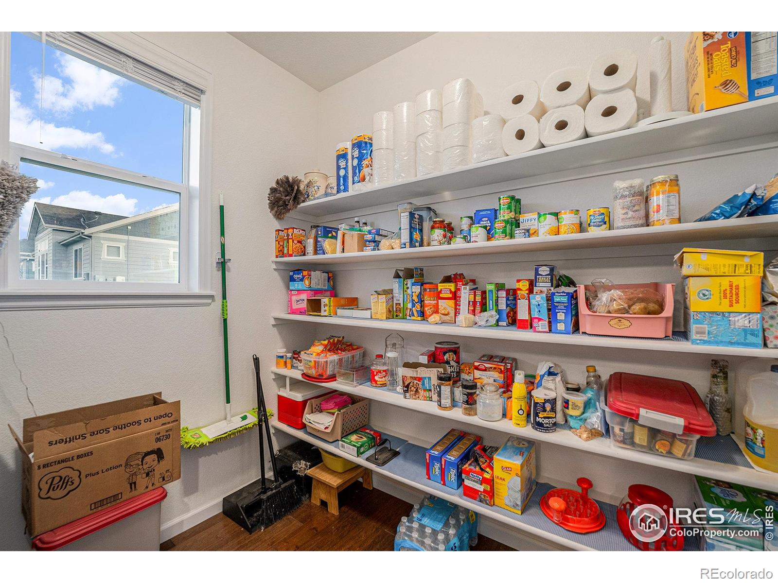 MLS Image #13 for 11560  kalispell street,commerce city, Colorado