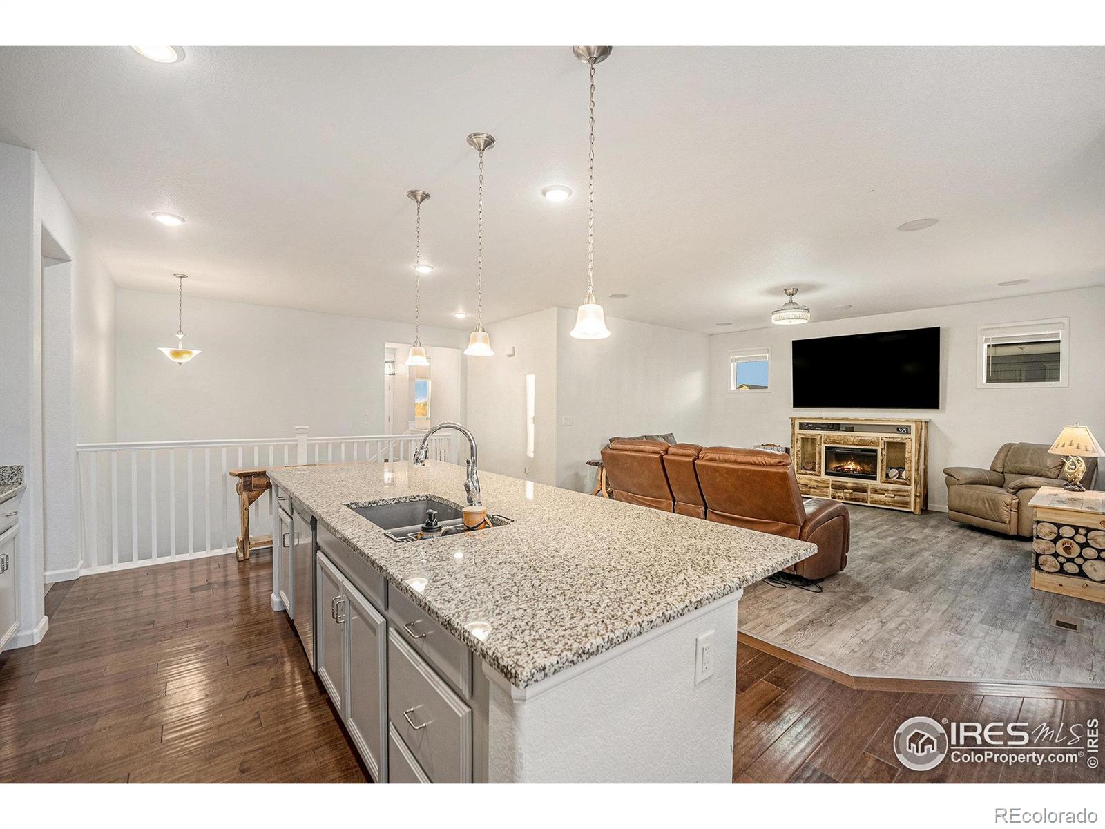 MLS Image #14 for 11560  kalispell street,commerce city, Colorado