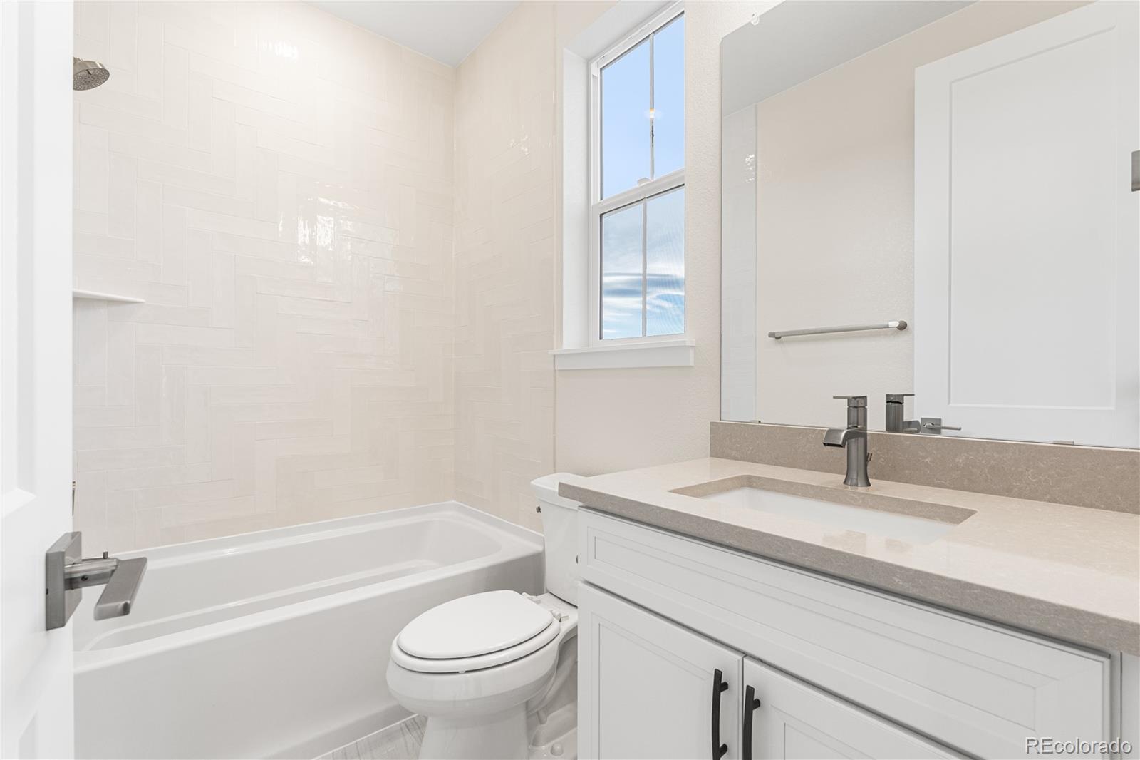 MLS Image #10 for 6469  still pine circle,castle pines, Colorado