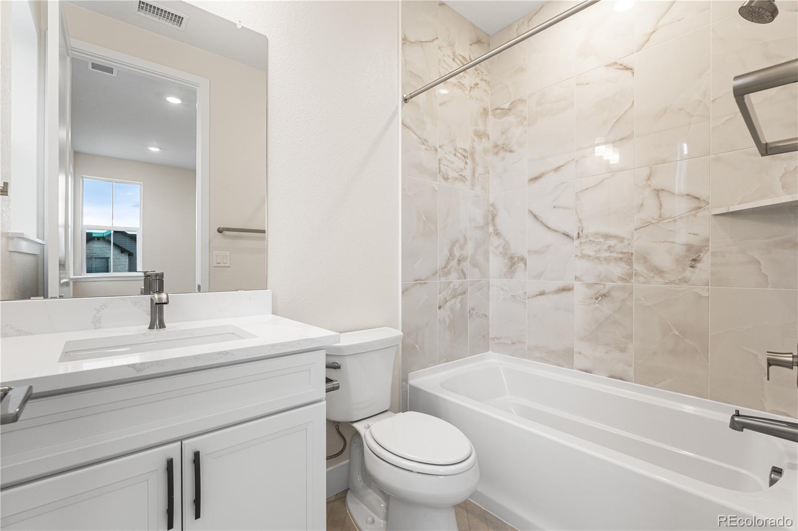 MLS Image #11 for 6469  still pine circle,castle pines, Colorado