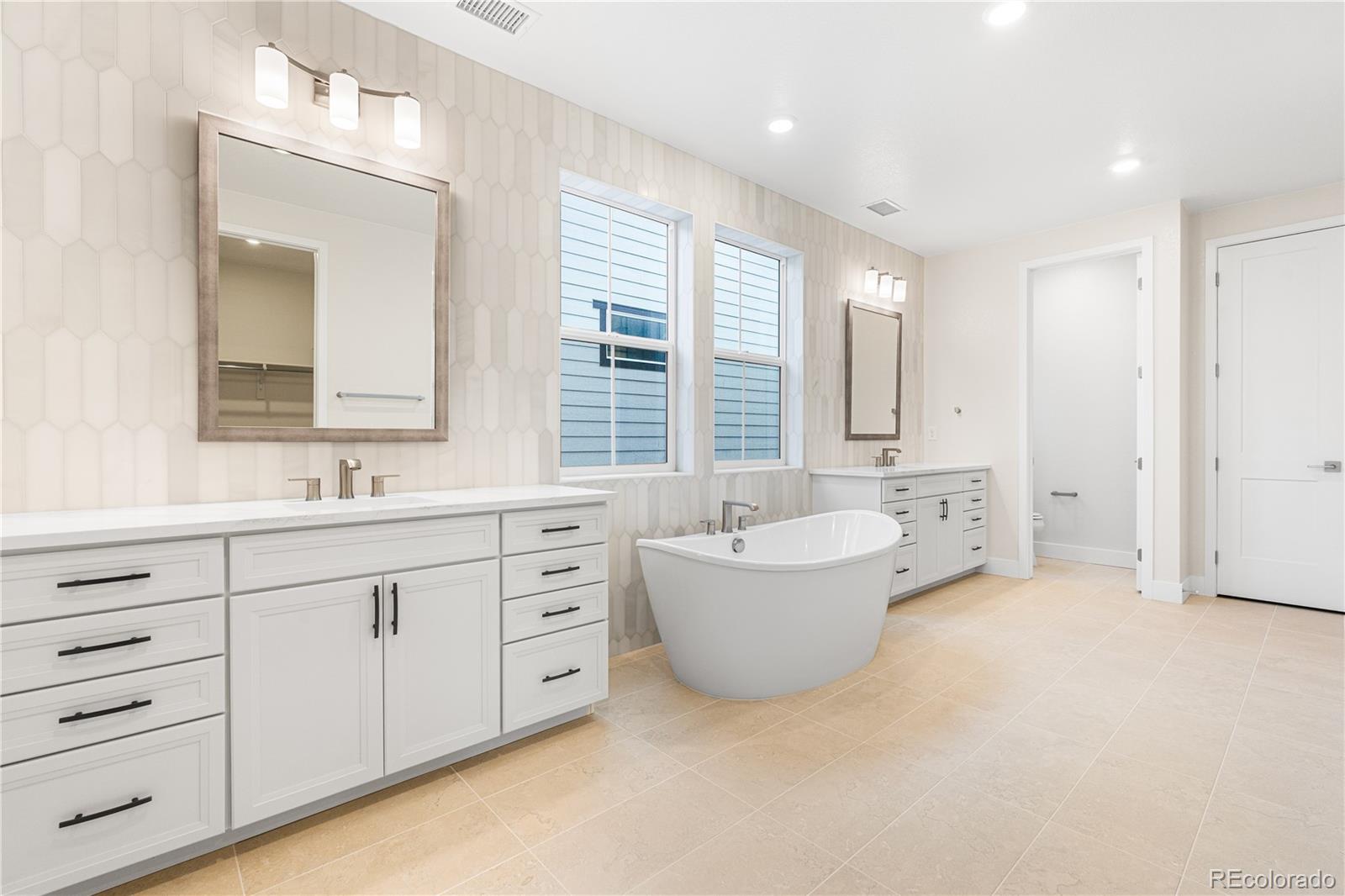 MLS Image #41 for 6469  still pine circle,castle pines, Colorado