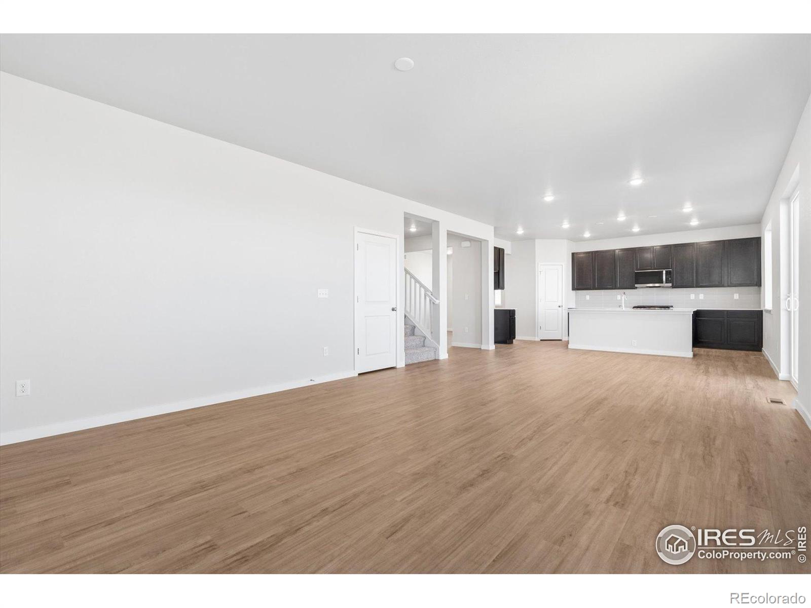 MLS Image #15 for 866  mesic lane,windsor, Colorado