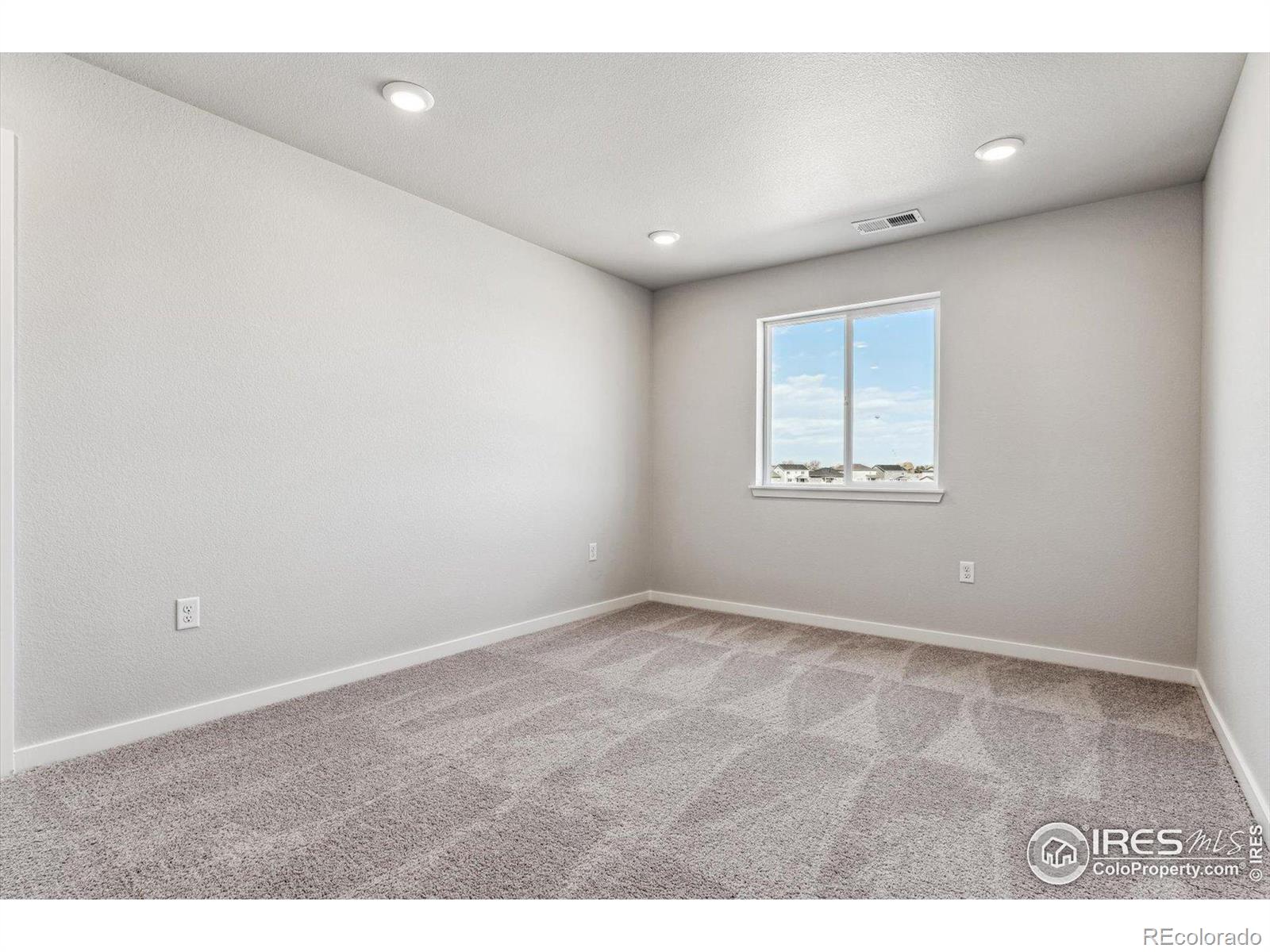 MLS Image #16 for 866  mesic lane,windsor, Colorado